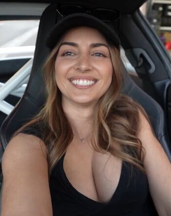 Emelia hartford page leaked private photo uncensored HD quality