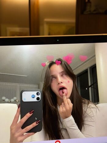 Emilia mernes page leaked private photo uncensored HD quality