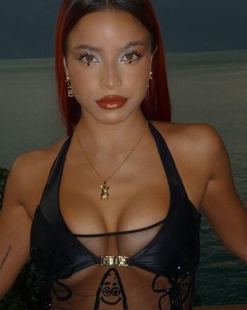 Emilia mernes page leaked private photo uncensored HD quality