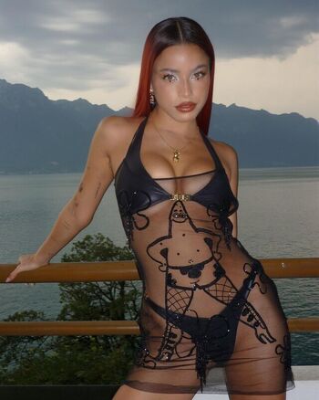 Emilia mernes page leaked private photo uncensored HD quality
