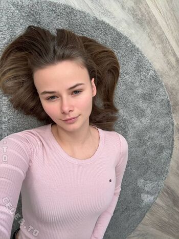 Emiliy dreams  page leaked private photo uncensored HD quality