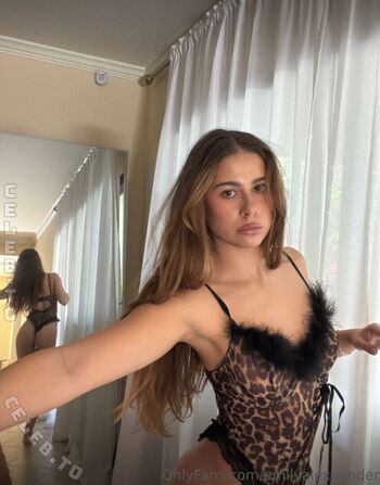 Emily alexander  page leaked private photo uncensored HD quality