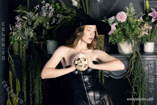 Emily bloom  page leaked private photo uncensored HD quality