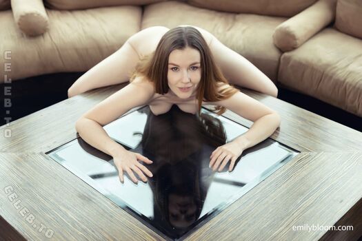 Emily bloom  page leaked private photo uncensored HD quality