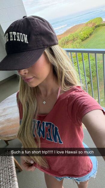 Emily elizabeth  page leaked private photo uncensored HD quality