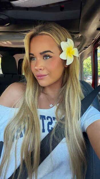 Emily elizabeth  page leaked private photo uncensored HD quality