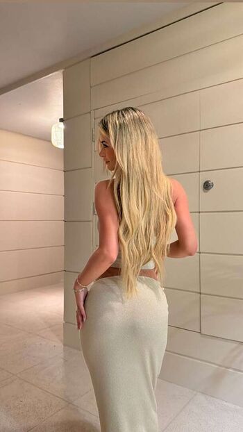 Emily elizabeth  page leaked private photo uncensored HD quality