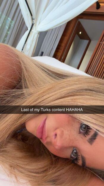 Emily elizabeth  page leaked private photo uncensored HD quality