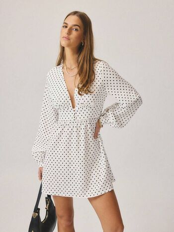 Emily feld  page leaked private photo uncensored HD quality