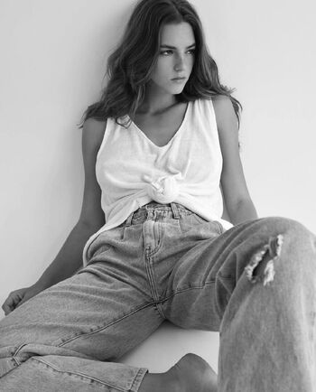 Emily feld  page leaked private photo uncensored HD quality