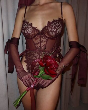 Emily feld  page leaked private photo uncensored HD quality