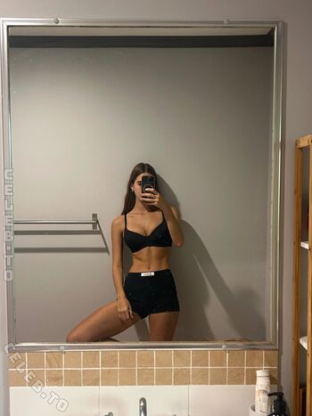 Emily feld  page leaked private photo uncensored HD quality