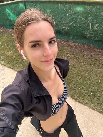 Emily feld  page leaked private photo uncensored HD quality