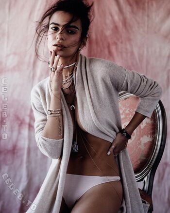 Emily ratajkowski  page leaked private photo uncensored HD quality