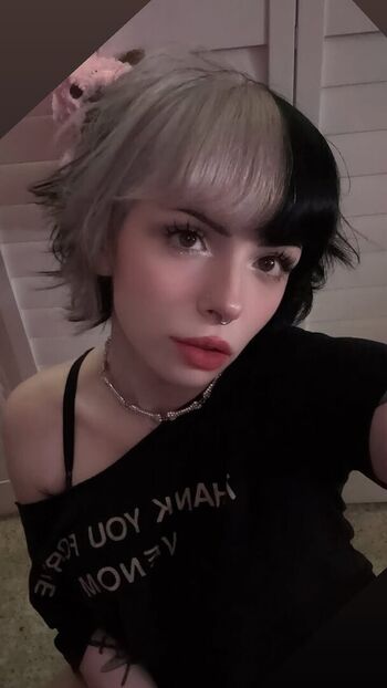 Emma langevin page leaked private photo uncensored HD quality