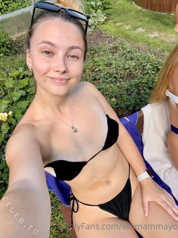 Emma may  page leaked private photo uncensored HD quality