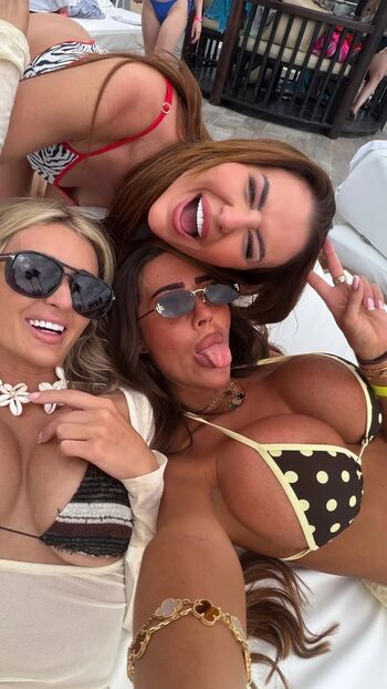 Emmymxoxo page leaked private photo uncensored HD quality