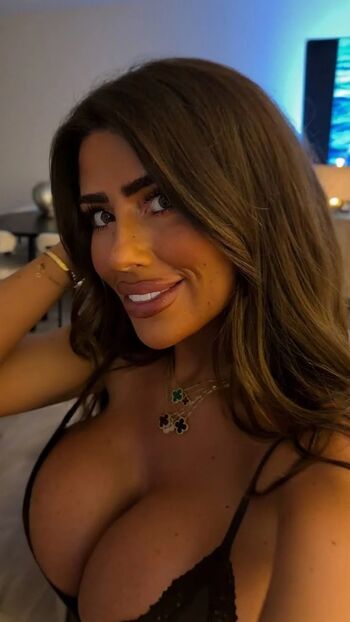 Emmymxoxo page leaked private photo uncensored HD quality