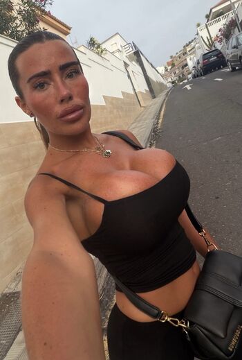 Emmymxoxo leaked private photo uncensored HD quality