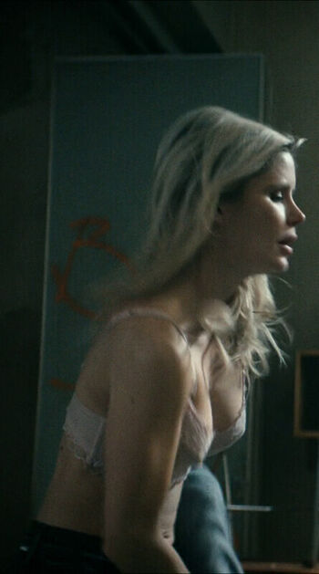 Erin moriarty leaked private photo uncensored HD quality