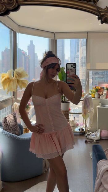 Ester dobrik page leaked private photo uncensored HD quality