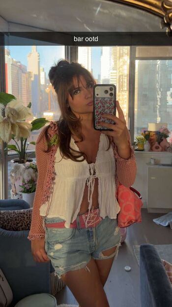 Ester dobrik page leaked private photo uncensored HD quality