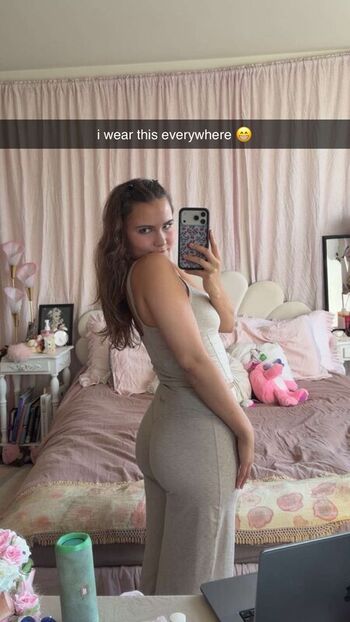 Ester dobrik leaked private photo uncensored HD quality