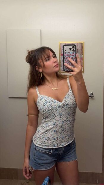 Ester dobrik leaked private photo uncensored HD quality
