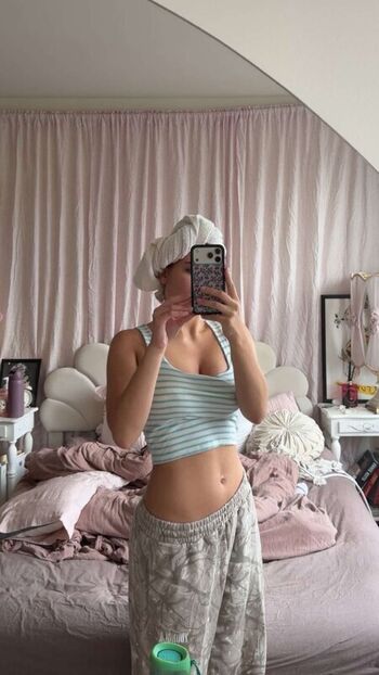 Ester dobrik leaked private photo uncensored HD quality