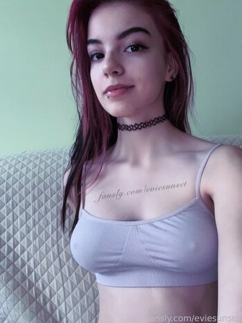 Eviesunset  page leaked private photo uncensored HD quality