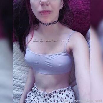 Eviesunset  page leaked private photo uncensored HD quality