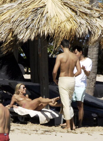 Femmes journalistes page leaked private photo uncensored HD quality