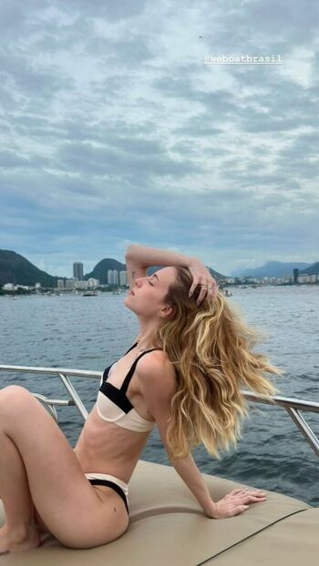 Fernanda schneider  page leaked private photo uncensored HD quality