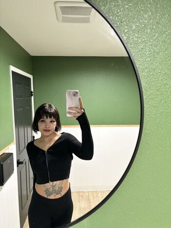 Fishtank leaked private photo uncensored HD quality