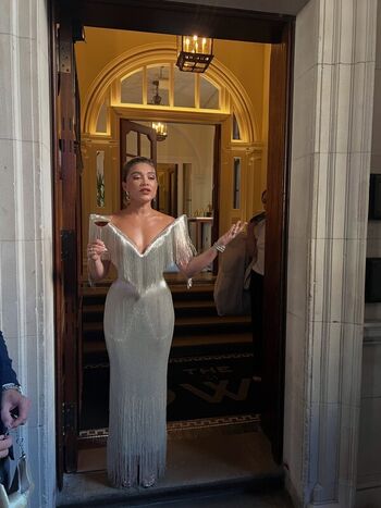 Florence pugh  page leaked private photo uncensored HD quality