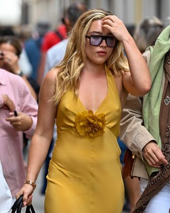 Florence pugh  page leaked private photo uncensored HD quality