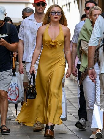 Florence pugh leaked private photo uncensored HD quality