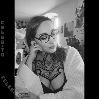 Frau kopf leaked private photo uncensored HD quality