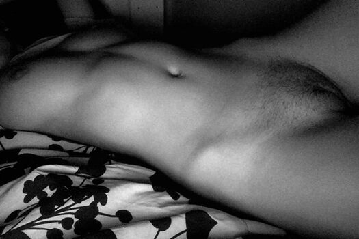 Frenchkissthepvssy page leaked private photo uncensored HD quality