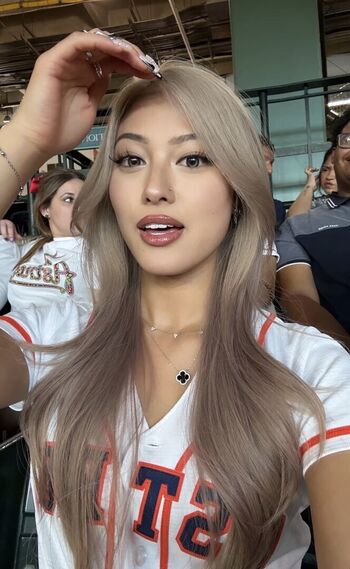 Gabby hua leaked private photo uncensored HD quality