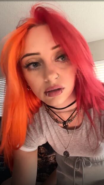 Gigi dolan  page leaked private photo uncensored HD quality