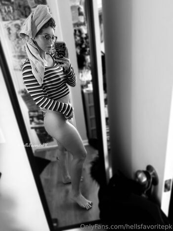 Gigi dolan  page leaked private photo uncensored HD quality
