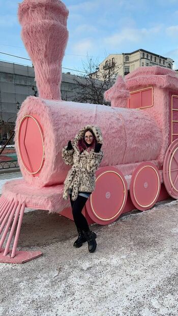 Gliese  page leaked private photo uncensored HD quality