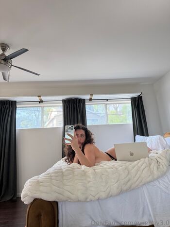 Gwenny  page leaked private photo uncensored HD quality