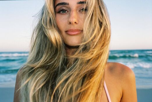 Hadelinemope leaked private photo uncensored HD quality