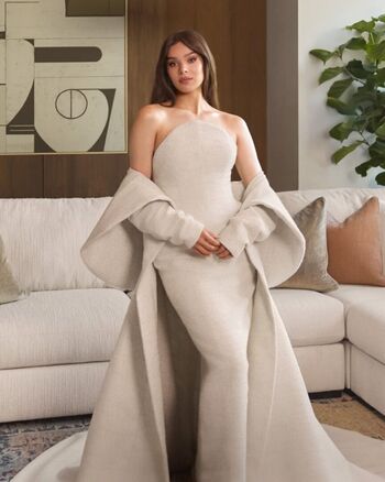Hailee steinfeld  page leaked private photo uncensored HD quality