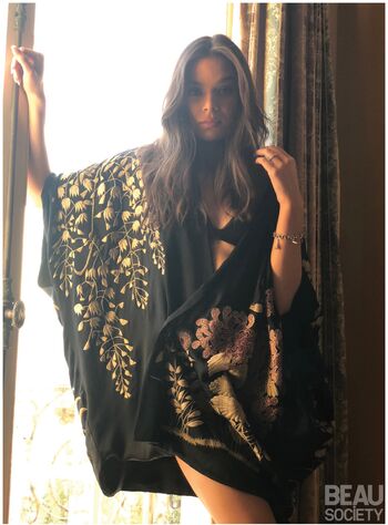 Hailee steinfeld  page leaked private photo uncensored HD quality