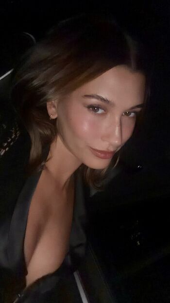 Hailey baldwin bieber page leaked private photo uncensored HD quality