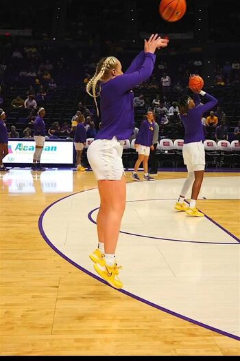 Hailey van lith page leaked private photo uncensored HD quality