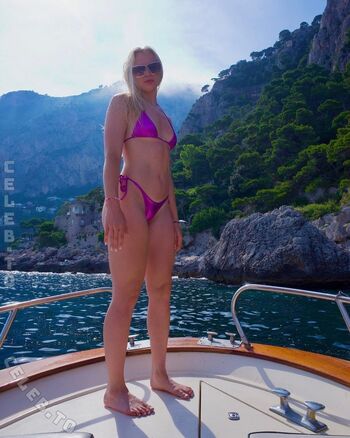 Hailey van lith page leaked private photo uncensored HD quality